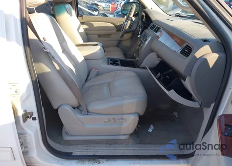 2011 GMC Yukon Xl 1500 Slt z USA, uszkodzony, nr VIN 1GKS2KE36BR209067